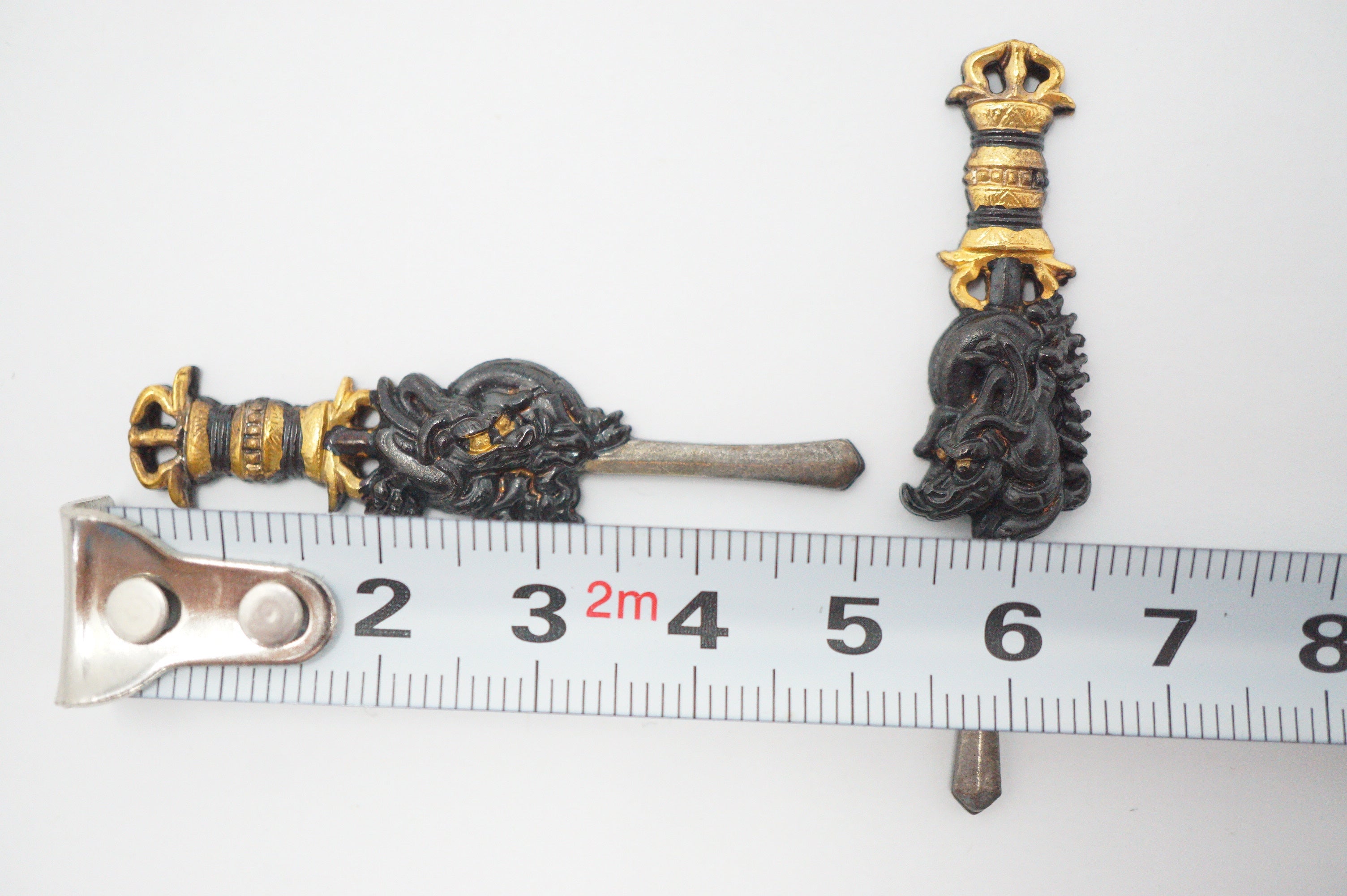 Japanisches Menuki-Schwert-Ornament-Set Drache auf Schwert-Design in Box aus Japan 0803D5