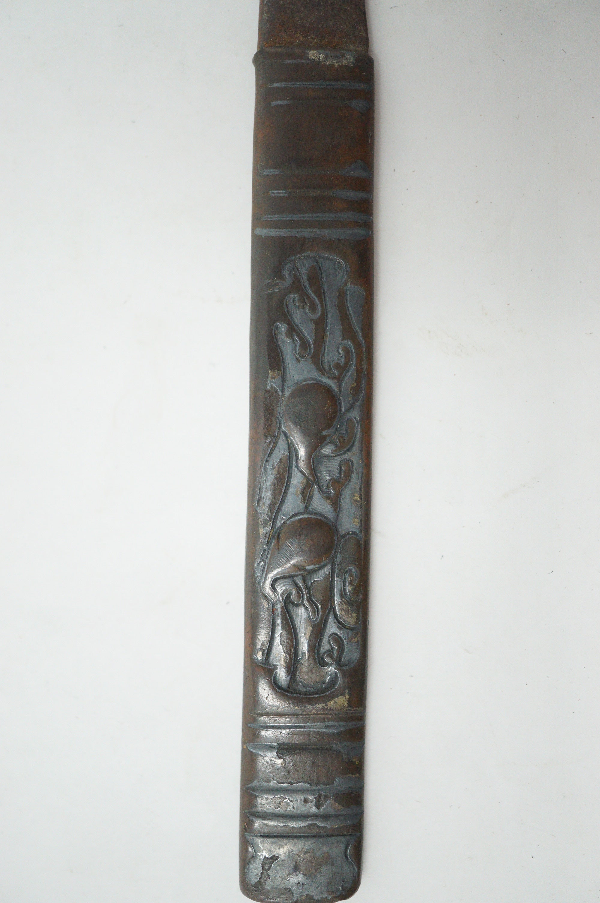 Antique Japanese Kogatana Utility Knife with Relief Kozuka Handle (Edo Period) 0714G5