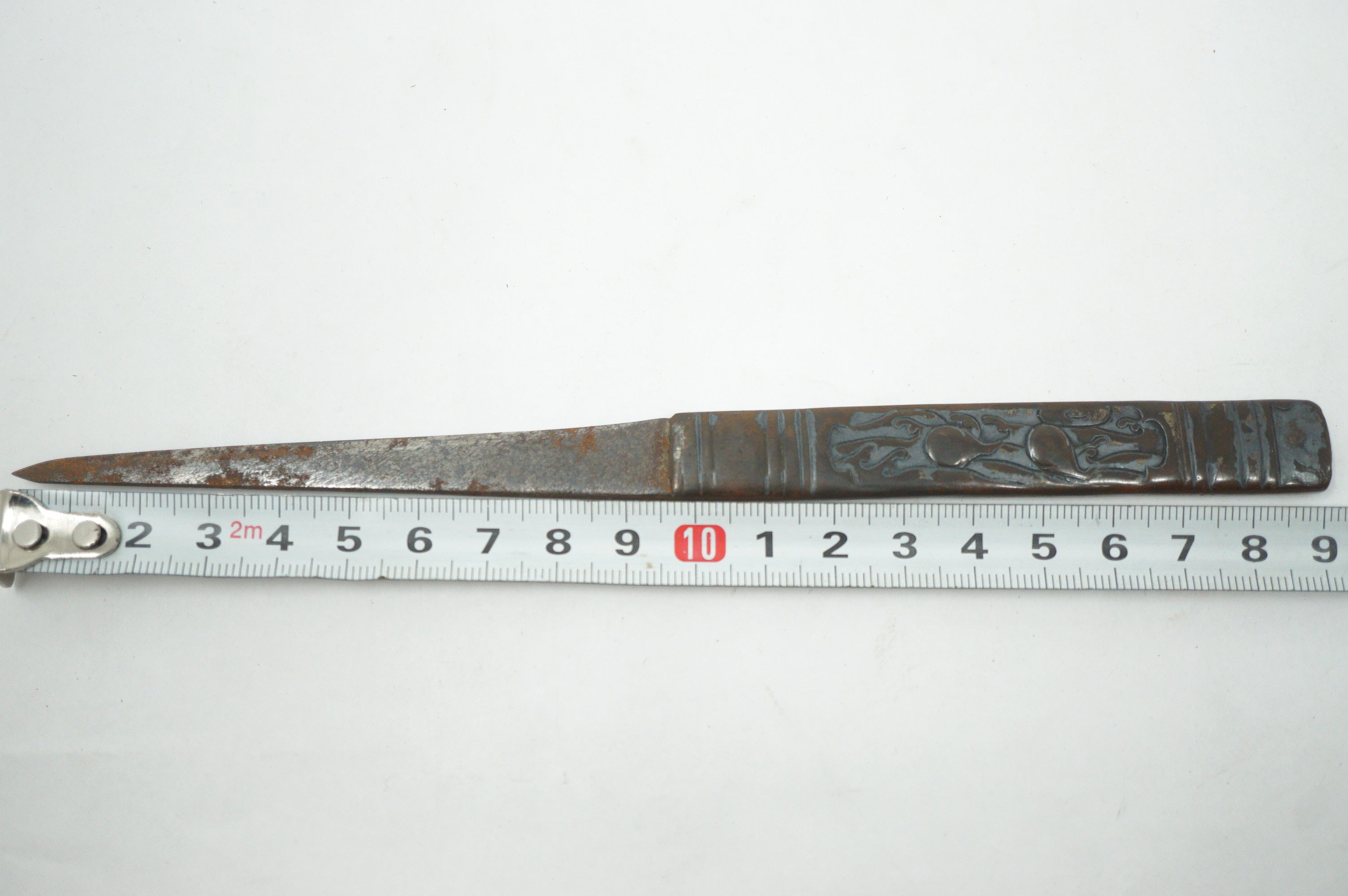 Antique Japanese Kogatana Utility Knife with Relief Kozuka Handle (Edo Period) 0714G5