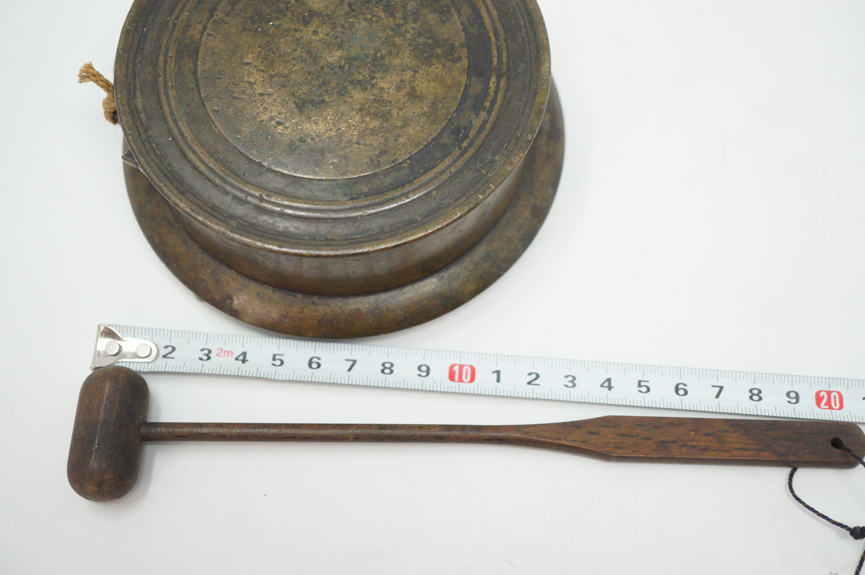 Japanische buddhistische Gesangsglocke, signiert, antik und original aus Japan 1101D5