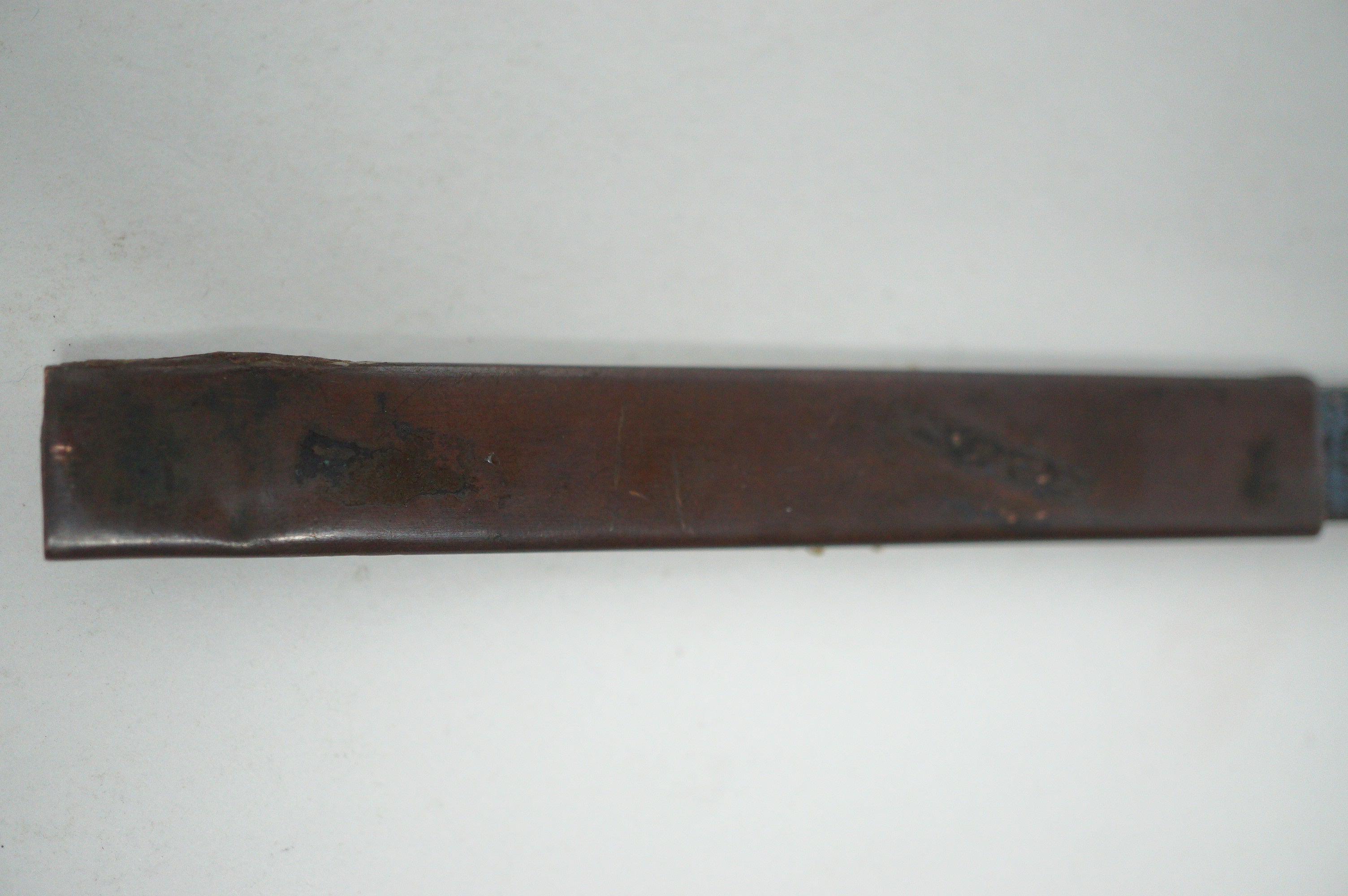 Antikes Wakizashi-Schwert mit Holzklinge und Zubehör 0602D5