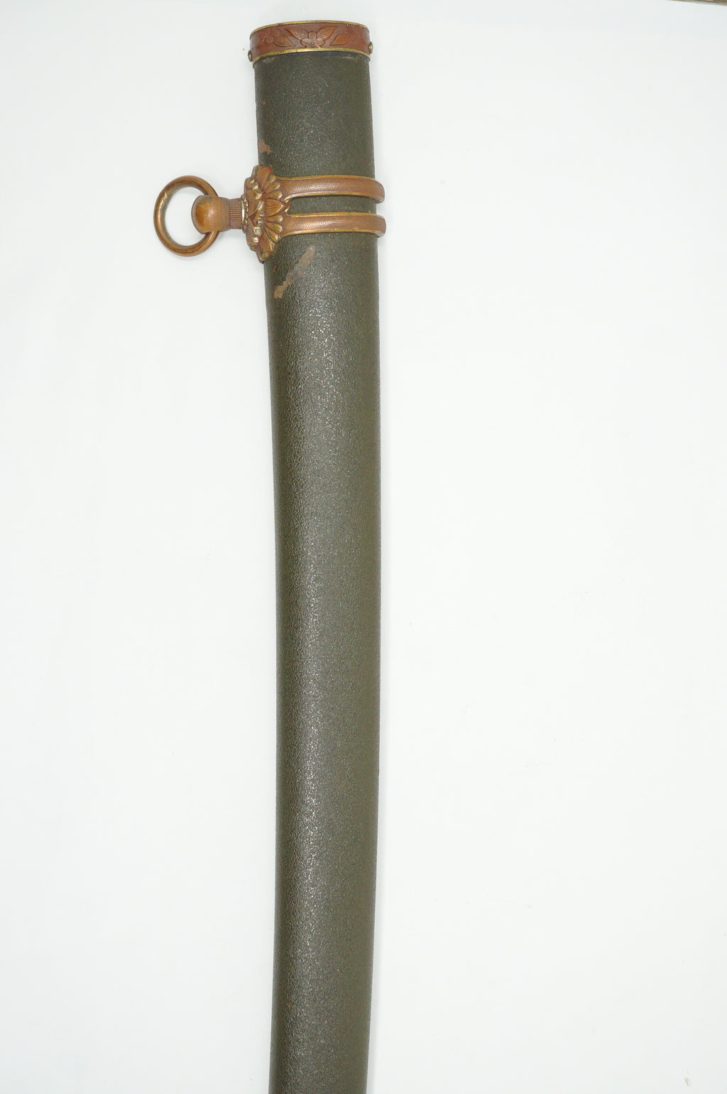 Japanese Gunto 2. WW Original Officer's Sword with Family Crest Authentic from Japan 0331G5