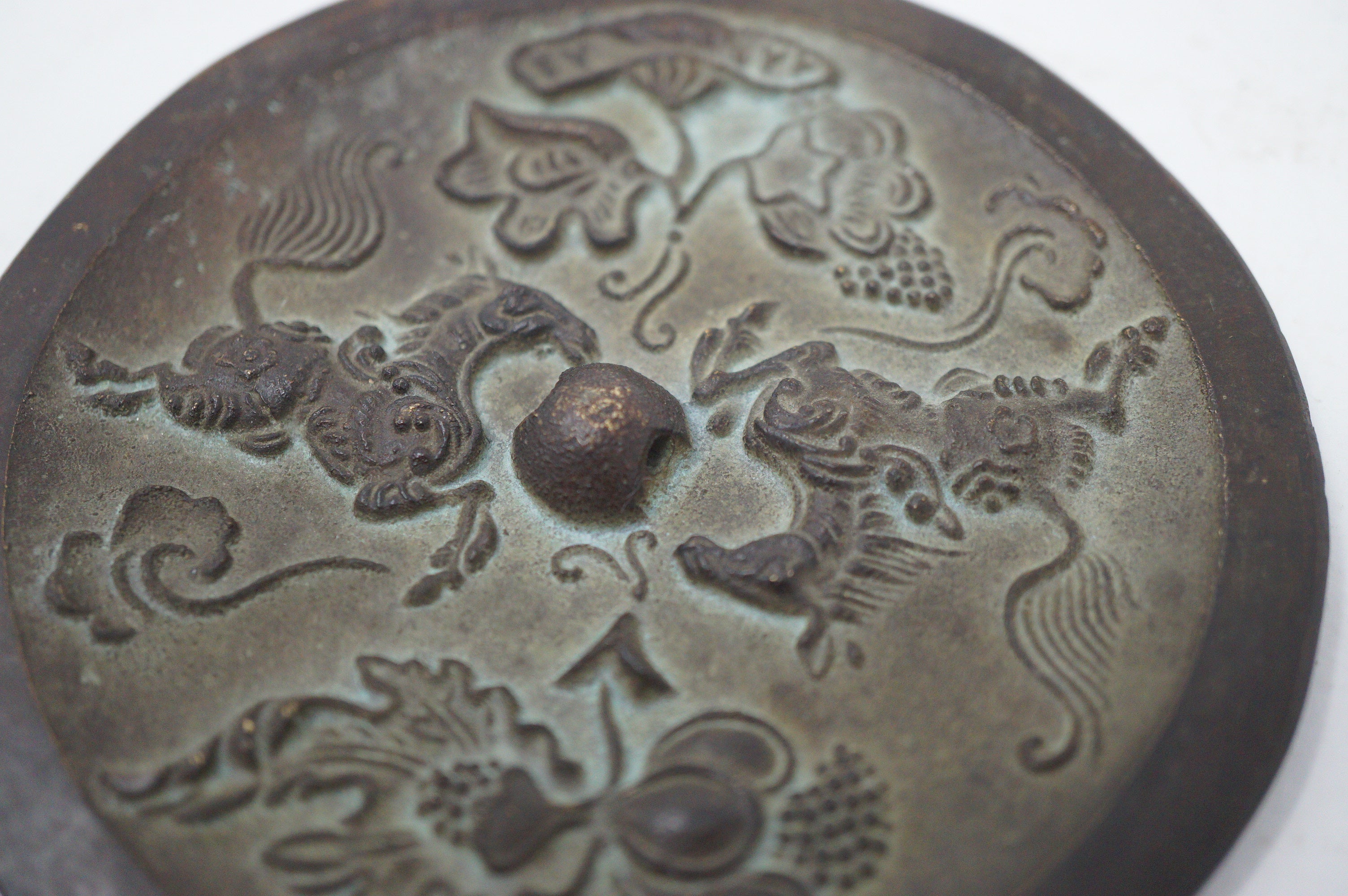 Antique Japanese Bronze Mirror with Horse Images 0619D5