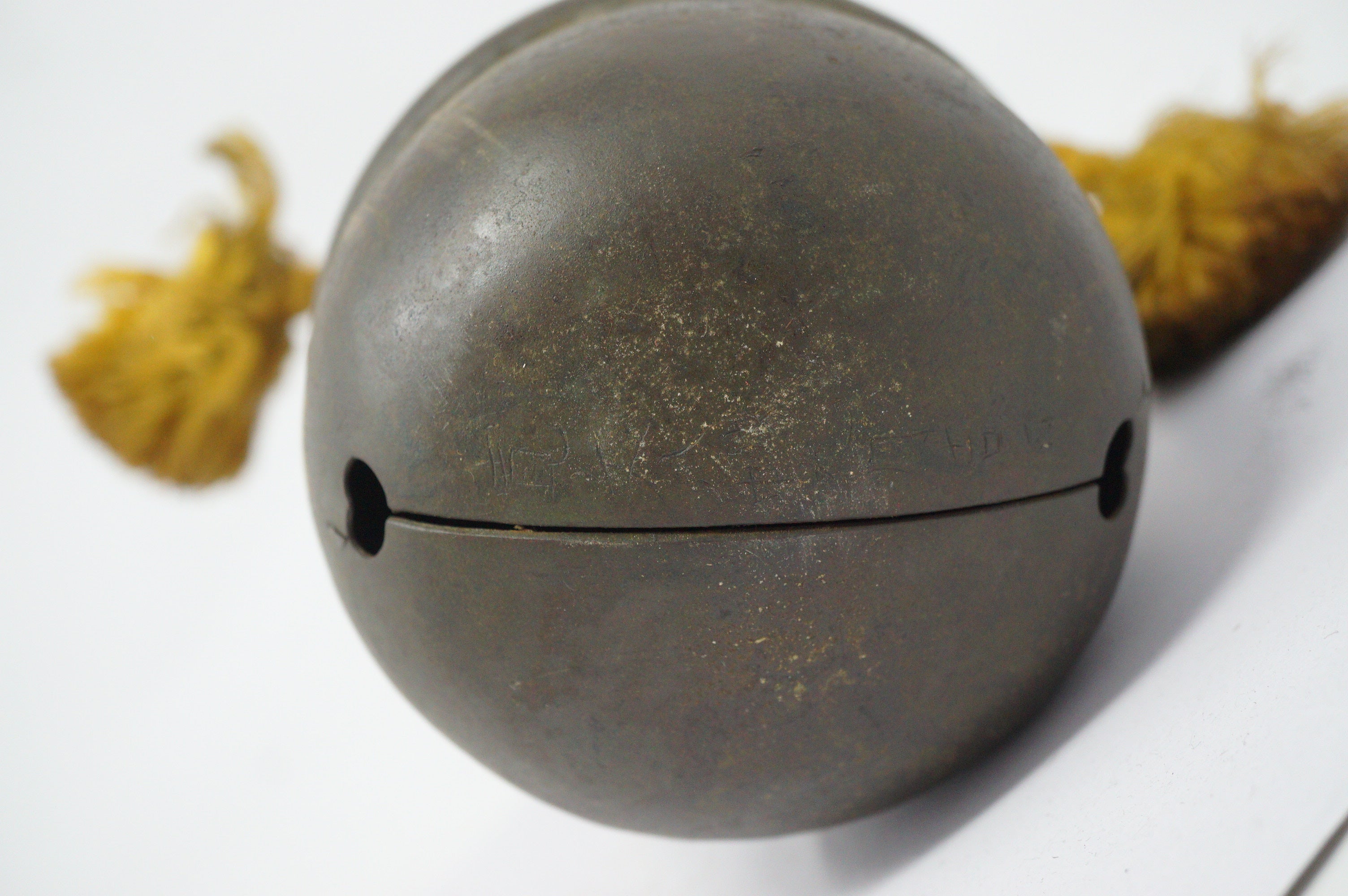 Japanische Shinto-Glocke Suzu, religiöse Tempelglocke, Original aus Japan 1006D6