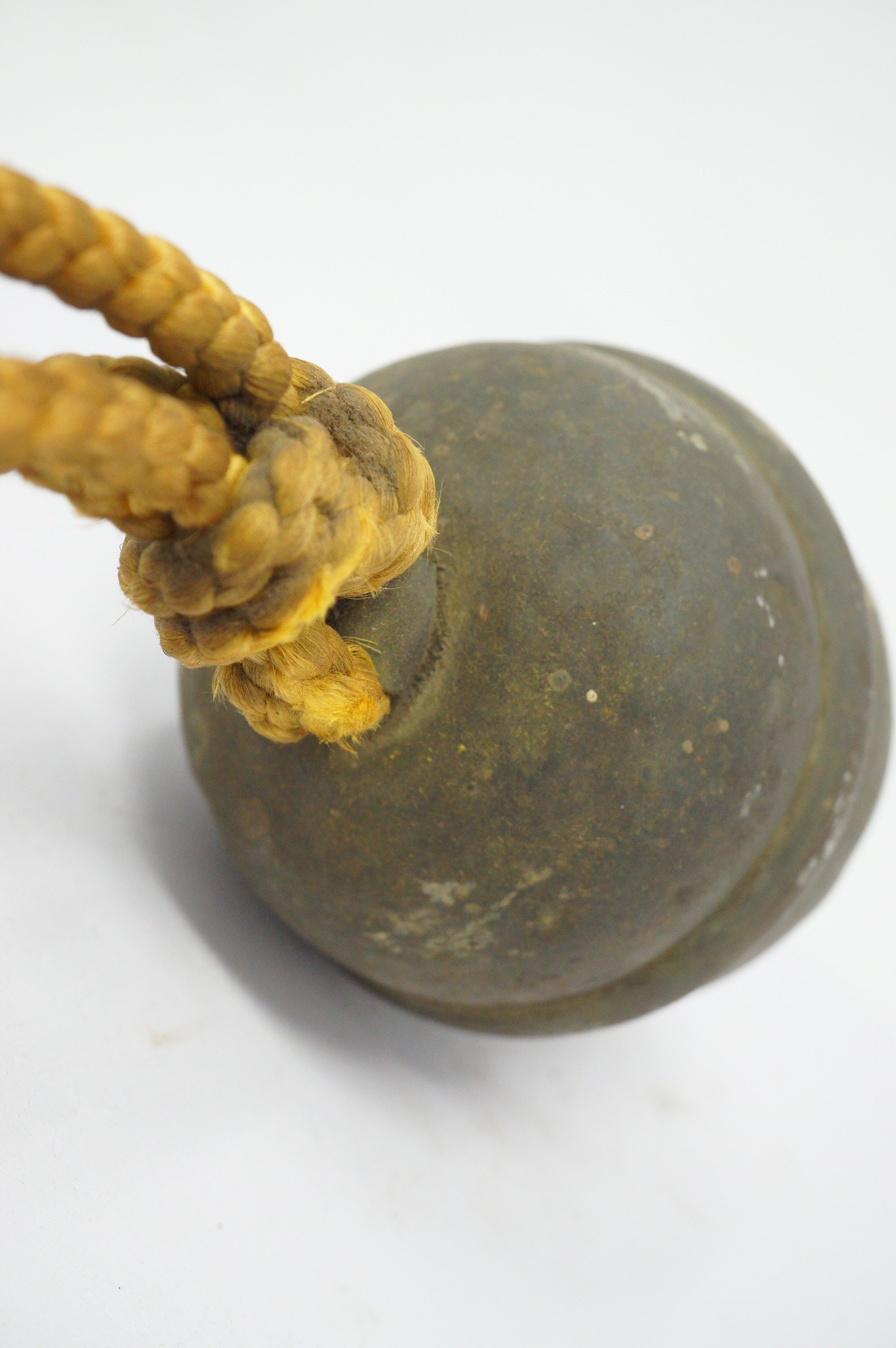 Japanische Shinto-Glocke Suzu, religiöse Tempelglocke, Original aus Japan 1006D6