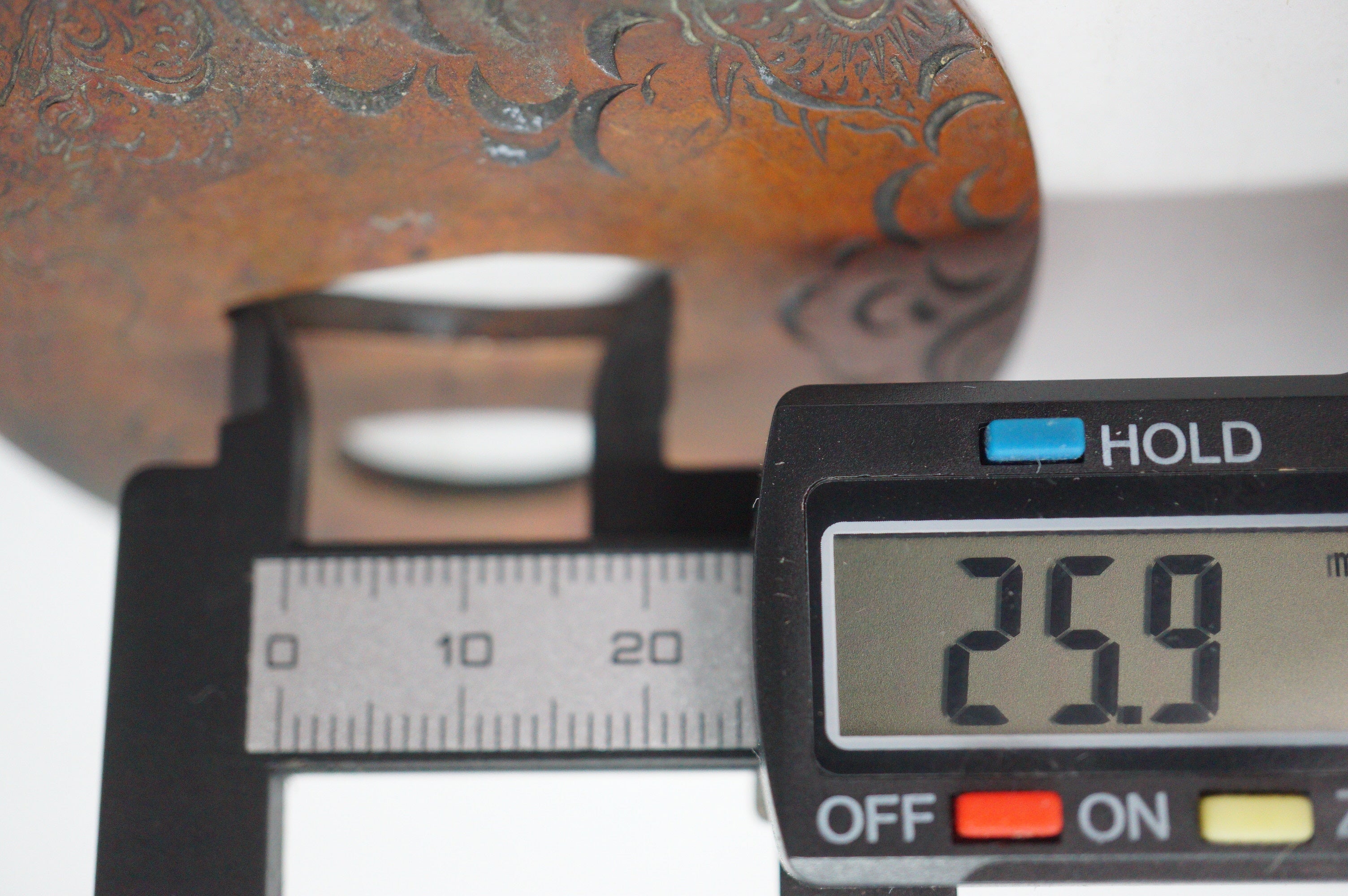 Japanese Tsuba Sword Guard with fine Dragon design made of Copper from Japan 1030D6
