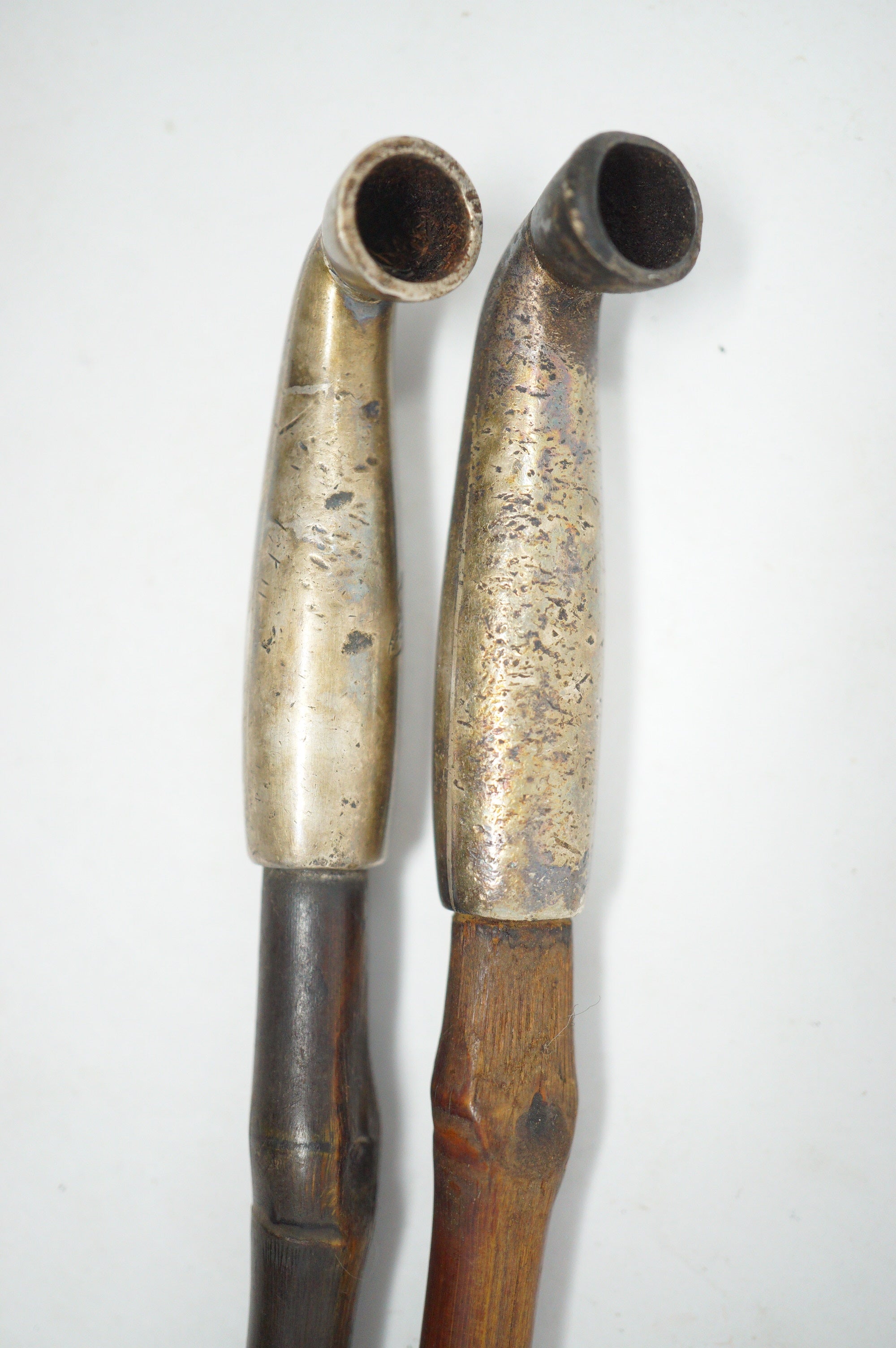 Japanese Kiseru Pipe Set Bamboo & Silver Signed with Geisha Engraving 1111D6