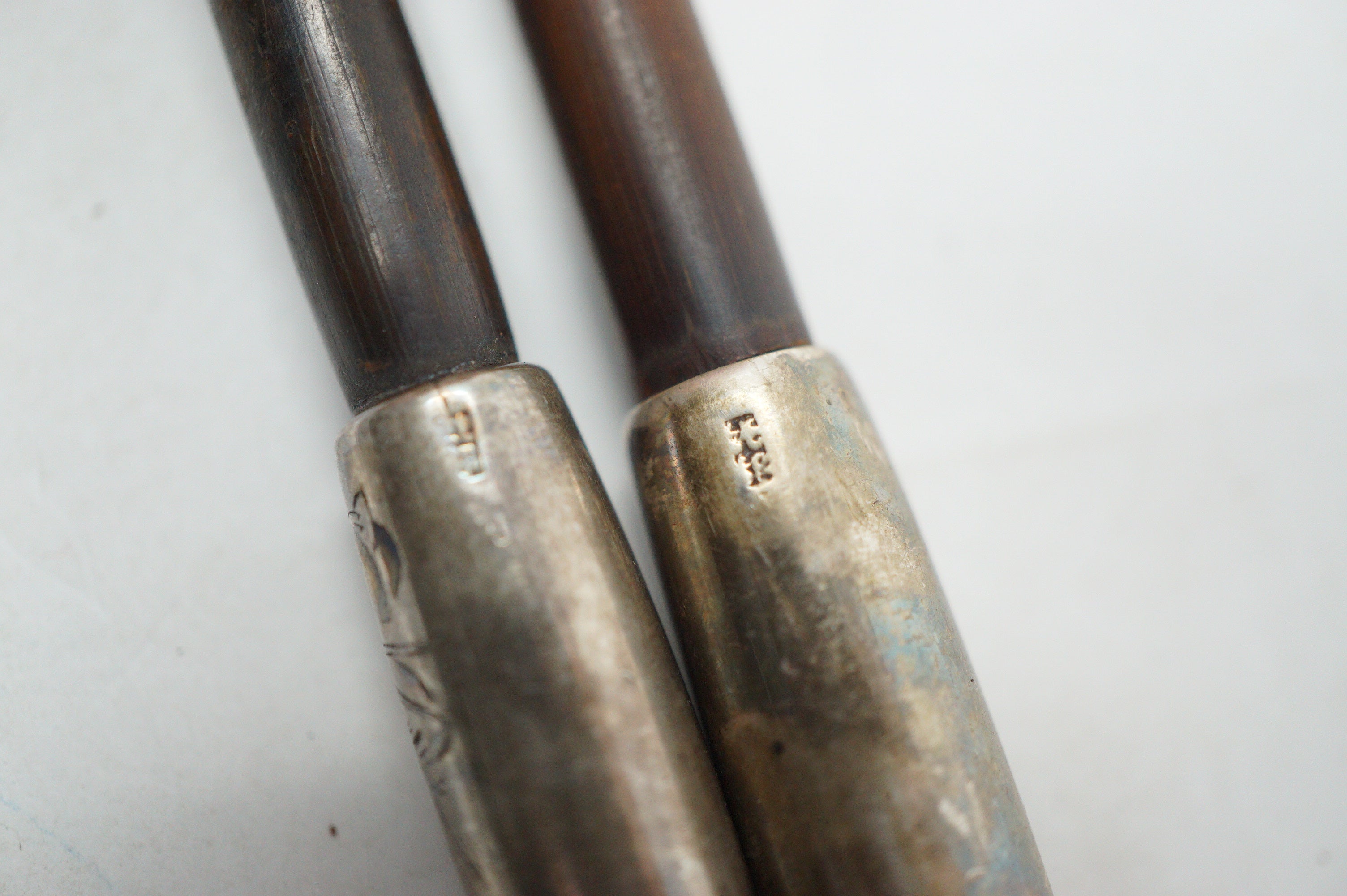 Japanese Kiseru Pipe Set Bamboo & Silver Signed with Geisha Engraving 1111D6