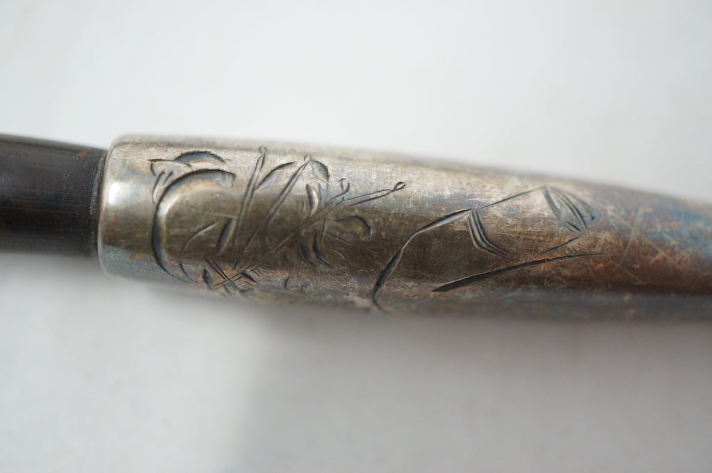 Japanese Kiseru Pipe Set Bamboo & Silver Signed with Geisha Engraving 1111D6