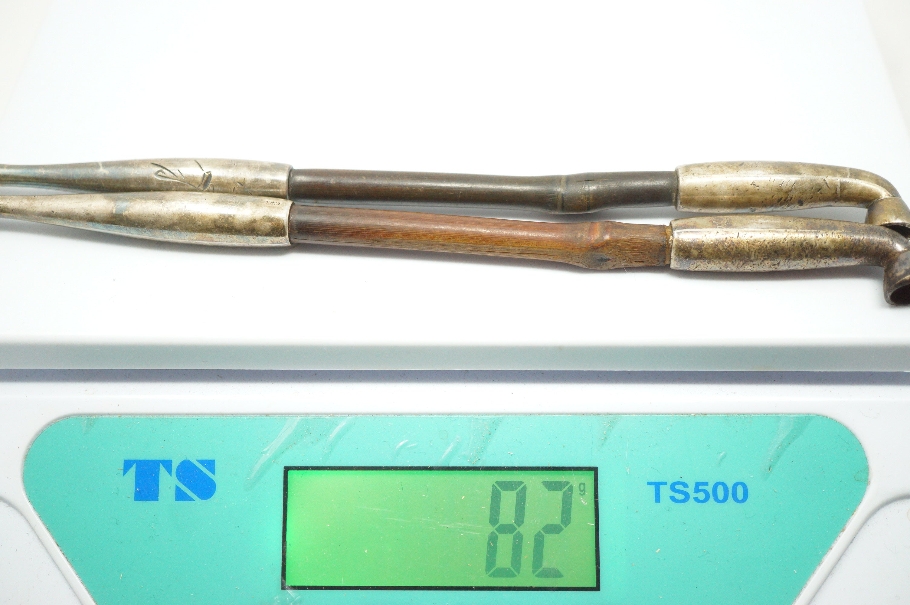 Japanese Kiseru Pipe Set Bamboo & Silver Signed with Geisha Engraving 1111D6