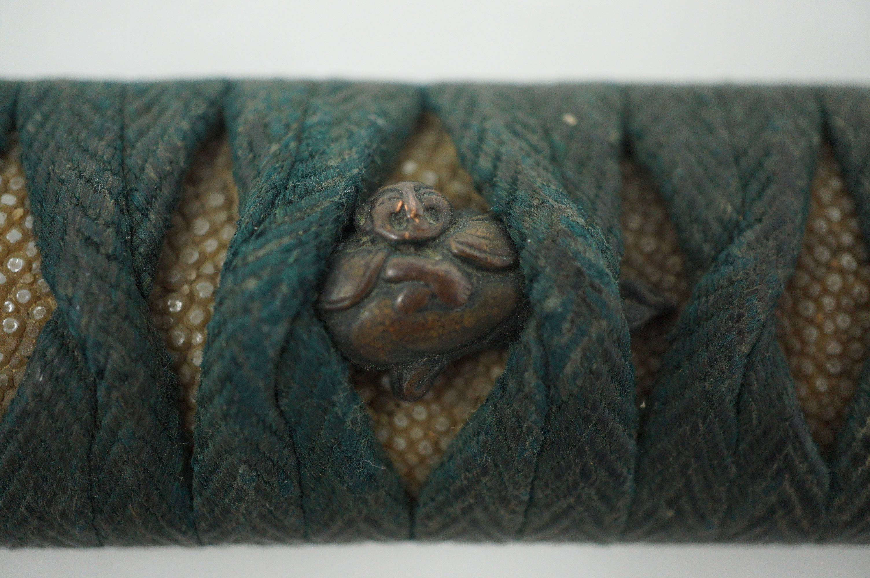 Japanese Wakizashi Sword Handle Antique Original Tsuka with Signed Fuchi 1127F7