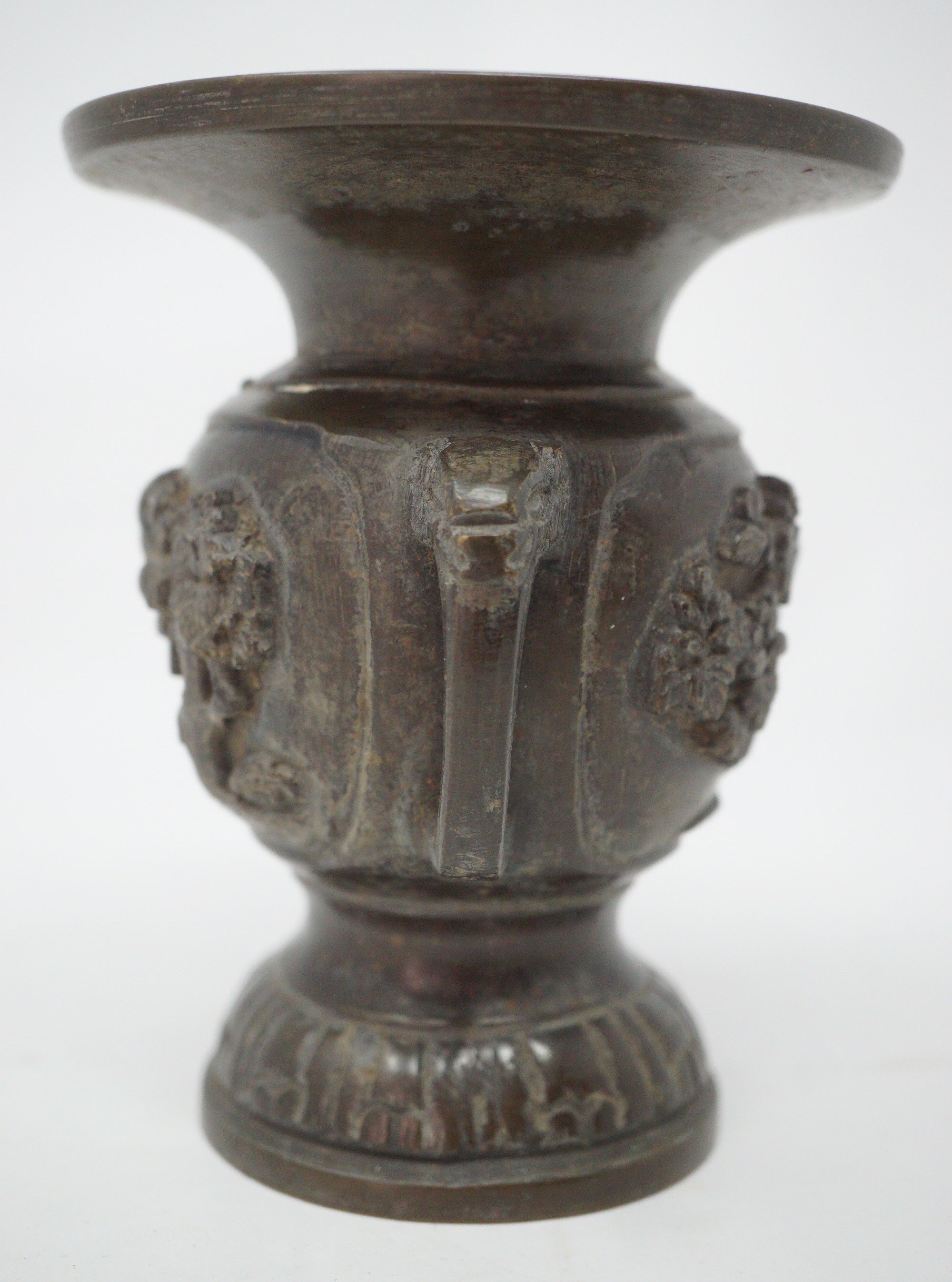 Japanische buddhistische Bronzevase, signiertes antikes Original aus Japan 1101D7