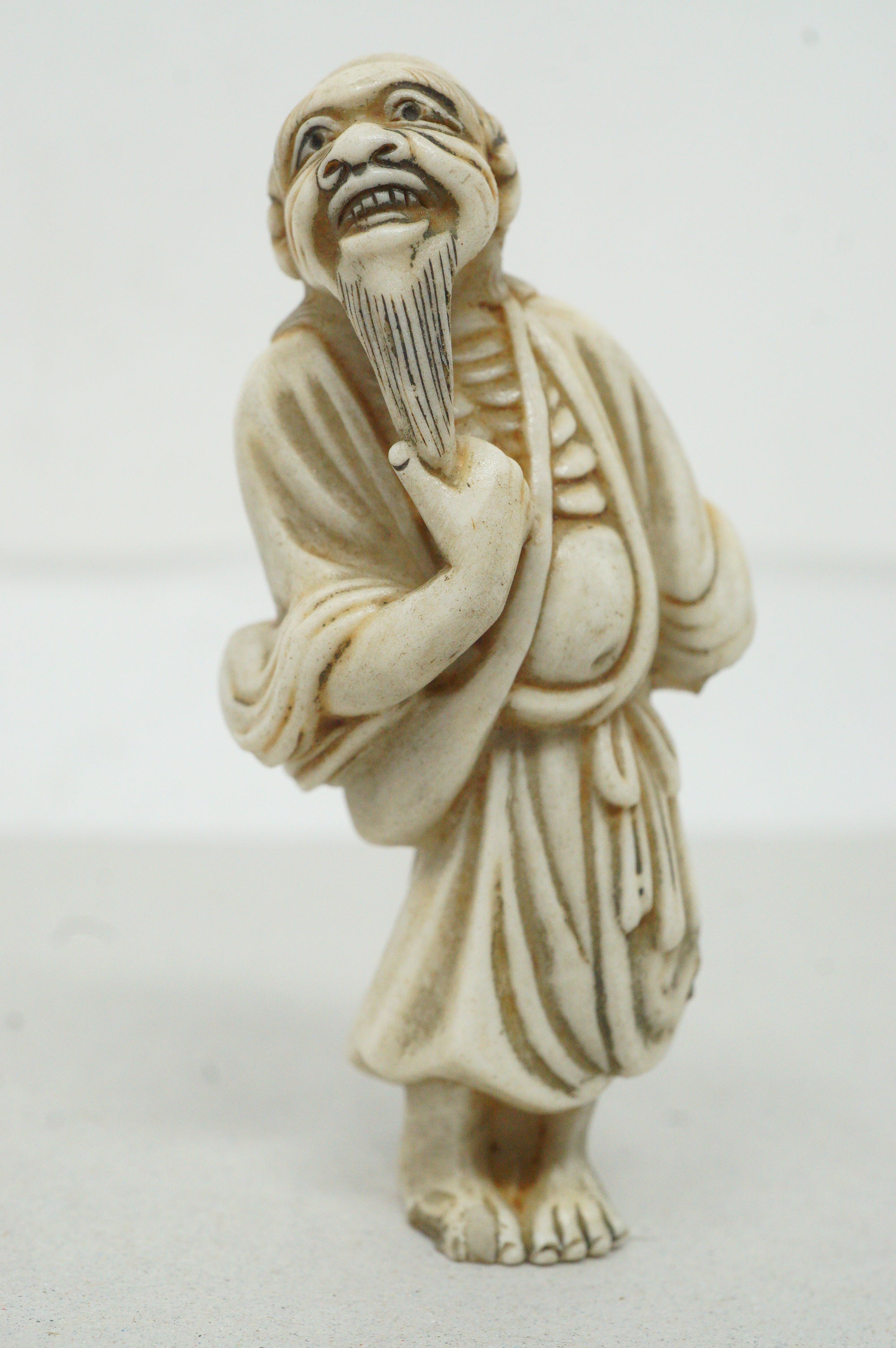 Japanese Ceramic Netsuke Hirado Original Yakimono Sagemono from Japan 0428G7