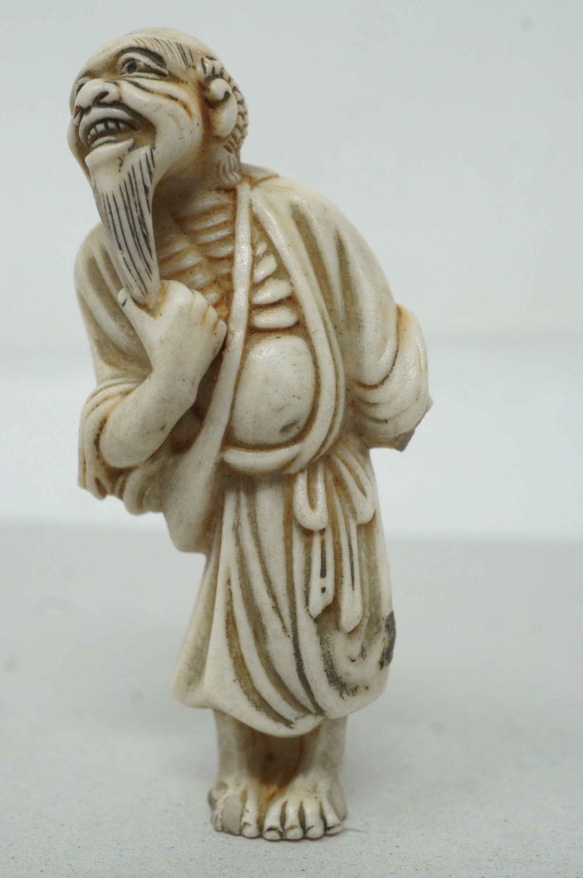 Japanese Ceramic Netsuke Hirado Original Yakimono Sagemono from Japan 0428G7