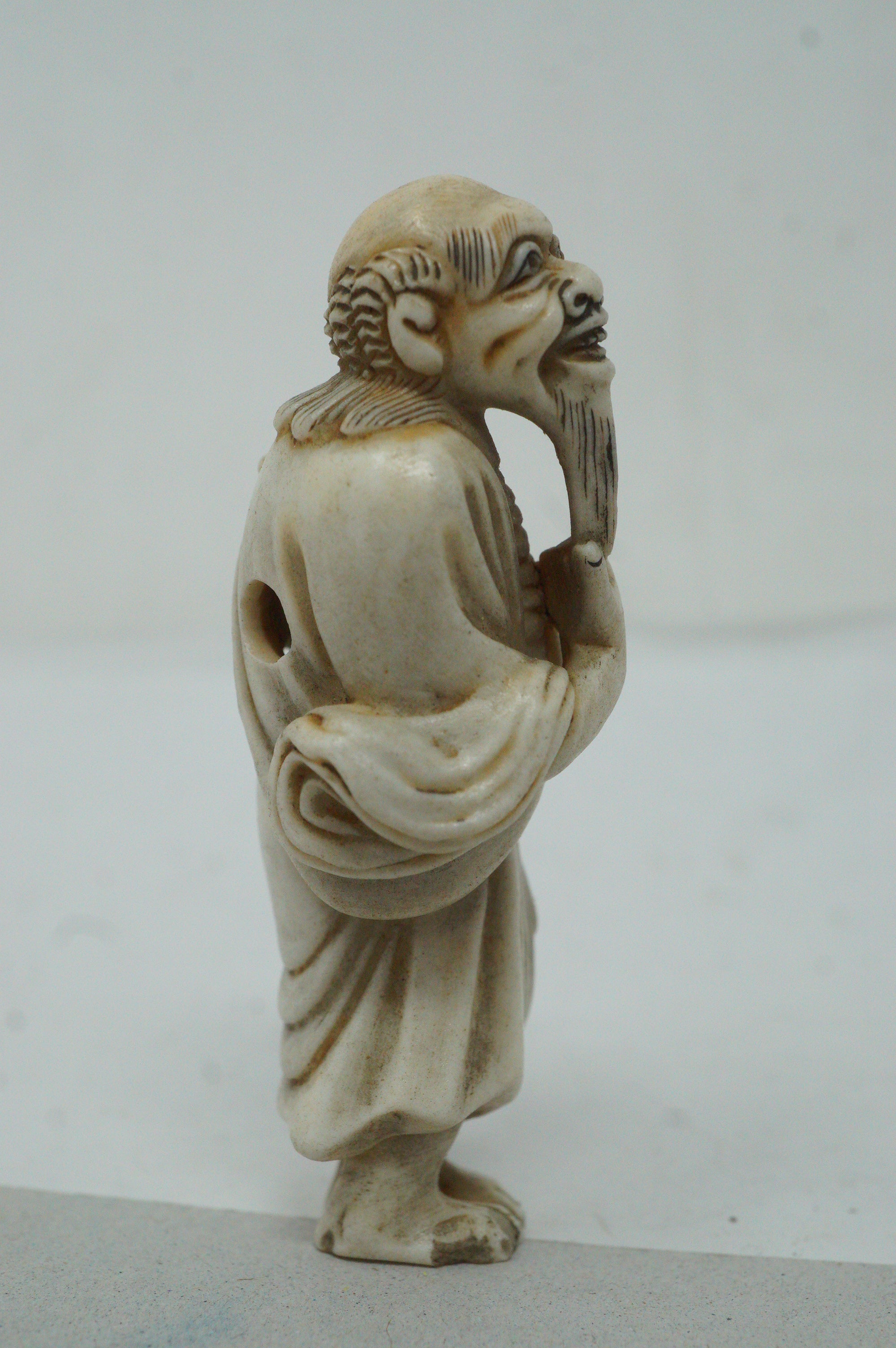 Japanese Ceramic Netsuke Hirado Original Yakimono Sagemono from Japan 0428G7