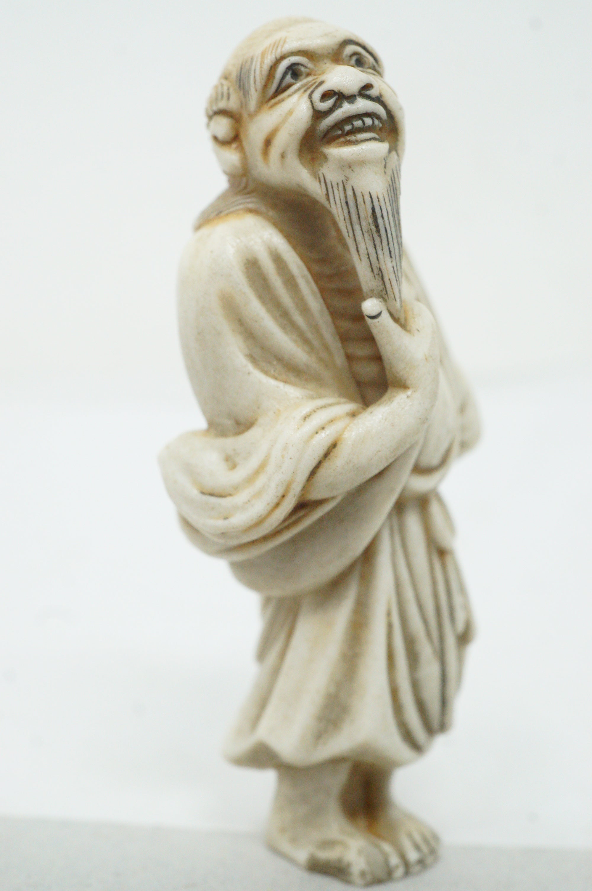 Japanese Ceramic Netsuke Hirado Original Yakimono Sagemono from Japan 0428G7