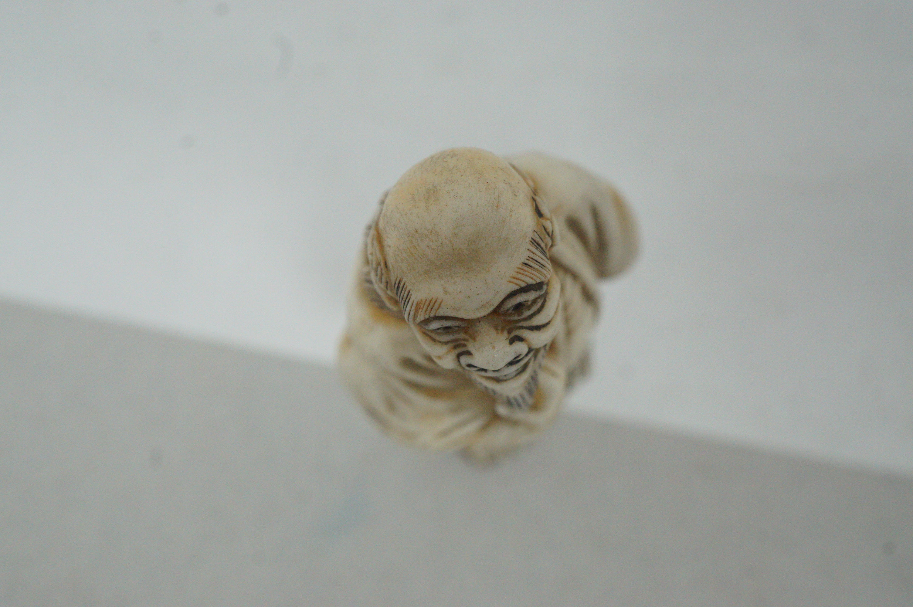 Japanese Ceramic Netsuke Hirado Original Yakimono Sagemono from Japan 0428G7