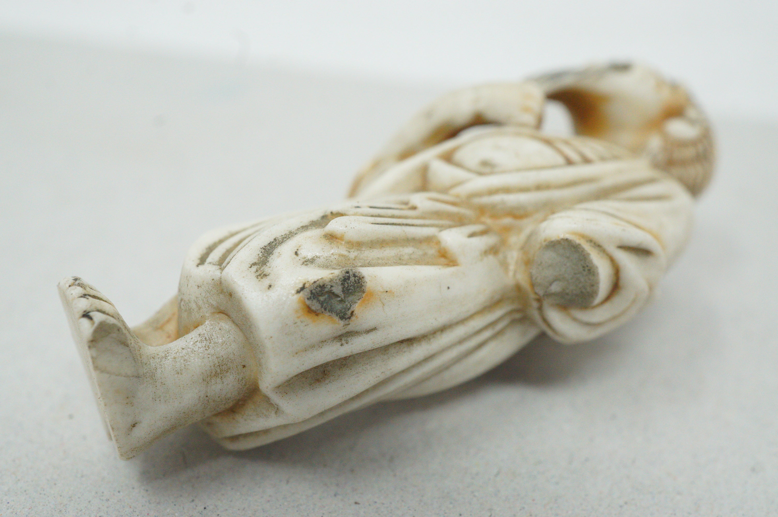 Japanese Ceramic Netsuke Hirado Original Yakimono Sagemono from Japan 0428G7