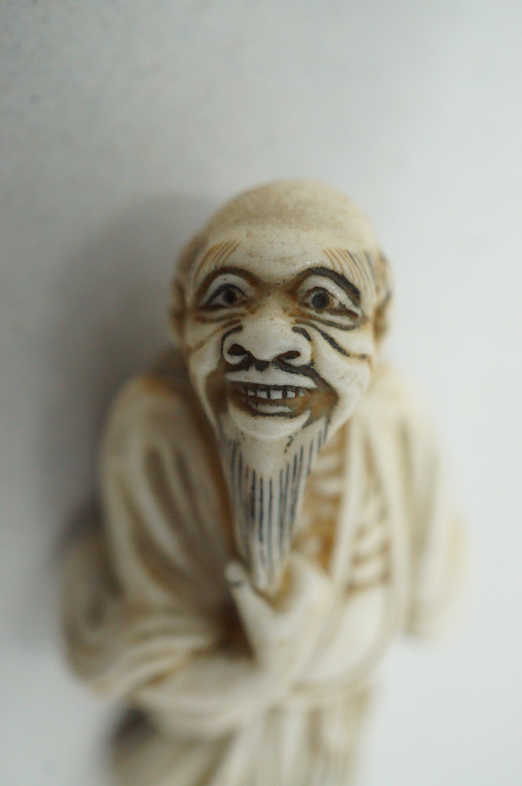 Japanese Ceramic Netsuke Hirado Original Yakimono Sagemono from Japan 0428G7