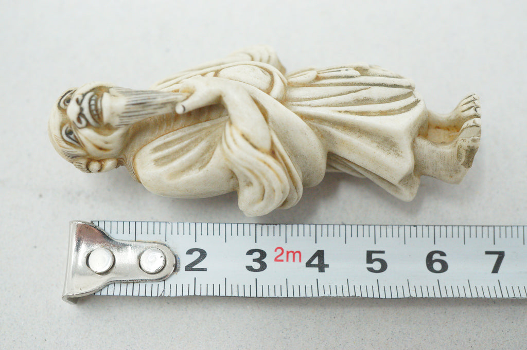 Japanese Ceramic Netsuke Hirado Original Yakimono Sagemono from Japan 0428G7