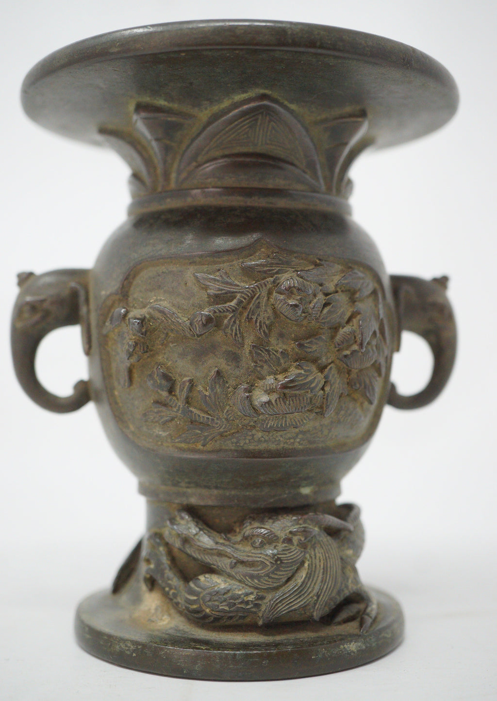 Japanische buddhistische Bronzevase mit detailliertem Drachenbild. Antikes Original aus Japan 1101D8