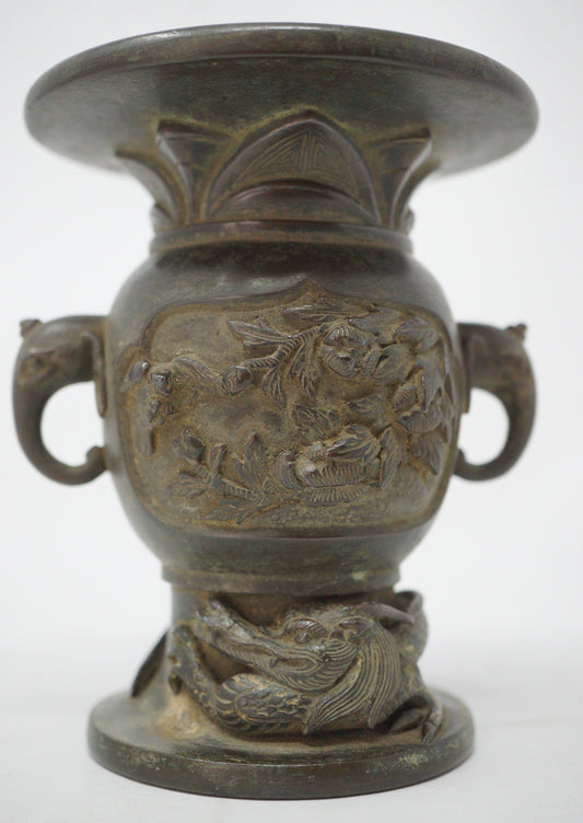 Japanese Buddhist Bronze Vase with Detailed Dragon Image Antique Original from Japan 1101D8