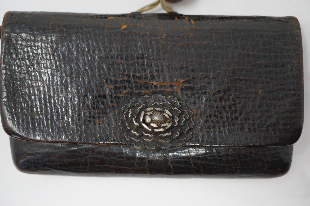 Japanese Antique Tobacco Ire Set with fine  Silver-Maekanagu, Pipe & Lacquered Kiserudzutsu 0204F9