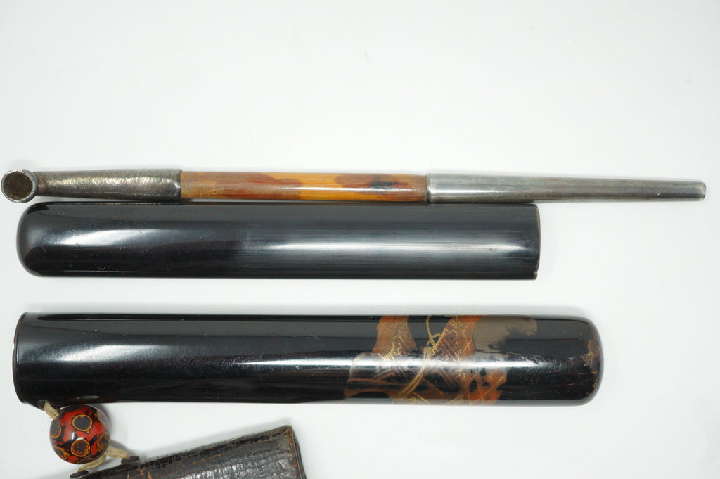 Japanese Antique Tobacco Ire Set with fine  Silver-Maekanagu, Pipe & Lacquered Kiserudzutsu 0204F9