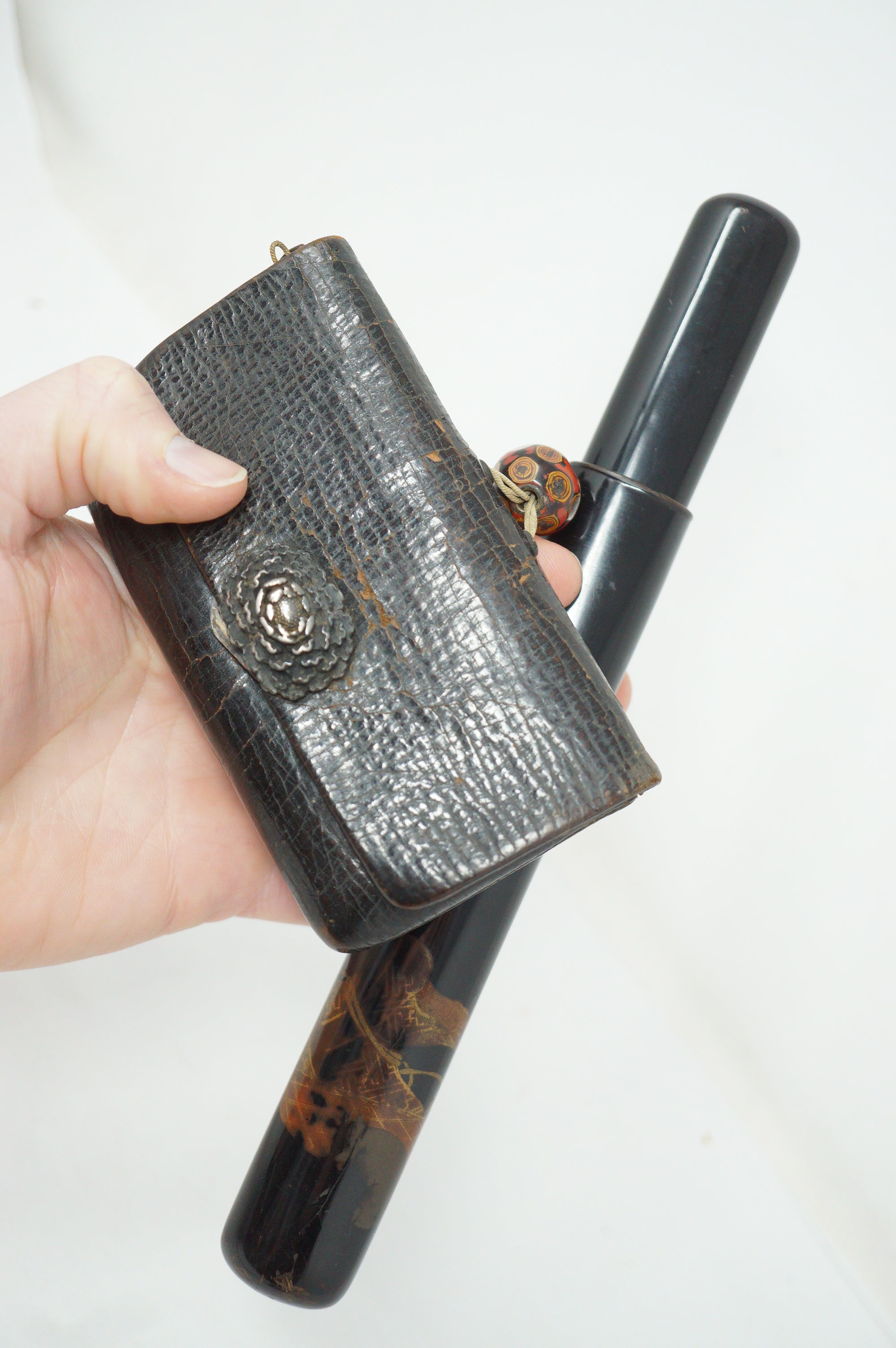 Japanese Antique Tobacco Ire Set with fine  Silver-Maekanagu, Pipe & Lacquered Kiserudzutsu 0204F9