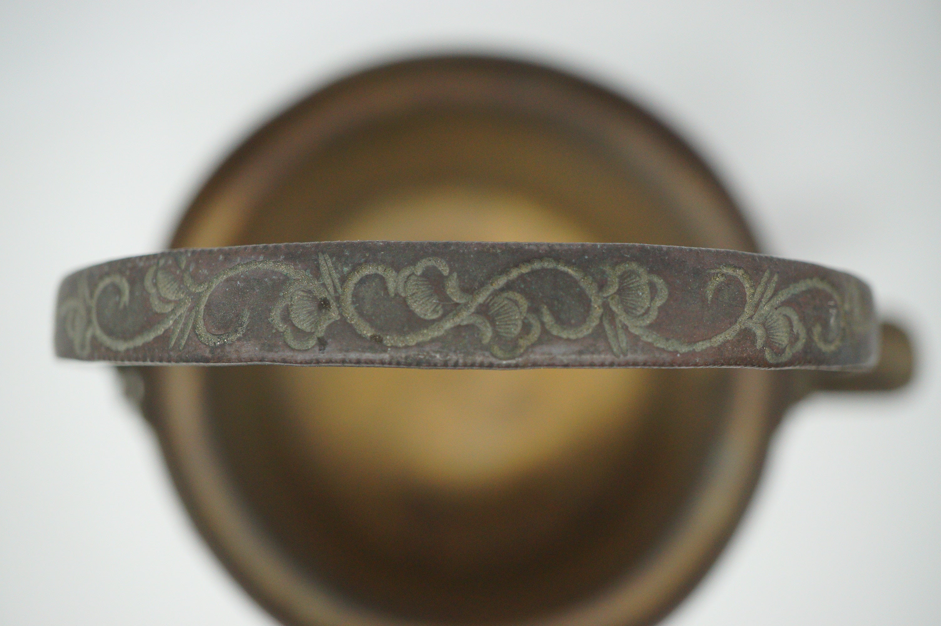 Eleganter Kupfer-Teekessel mit detaillierter Gravur „Japanese Antique“ 0914D9