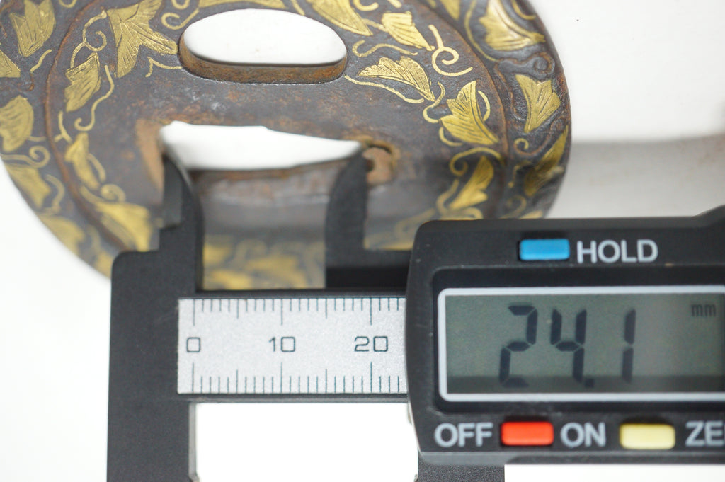 Japanese Tsuba Iron Sword Guard for Katana or Wakizashi with fine Gold Inlays 1201F9