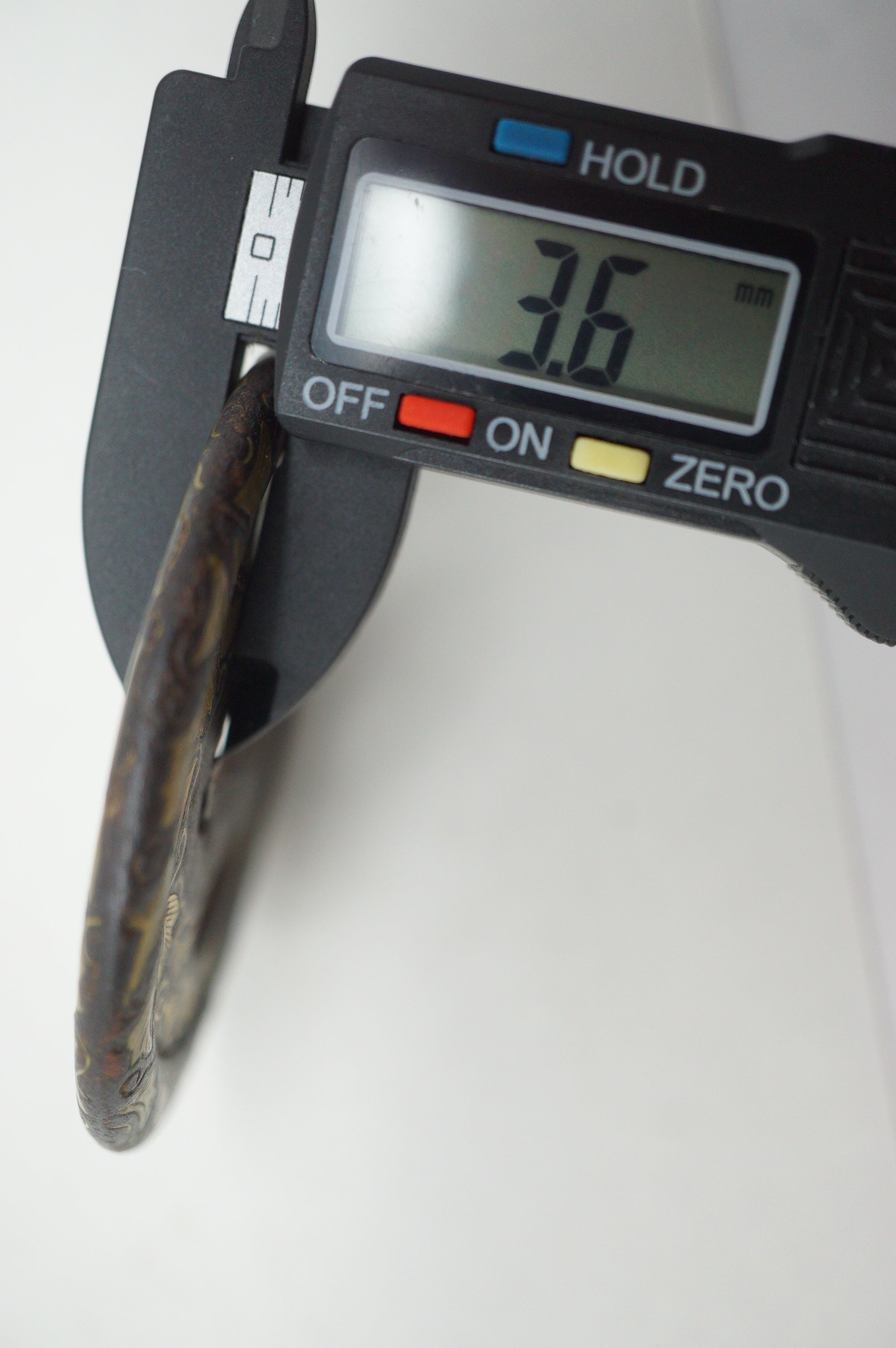 Japanese Tsuba Iron Sword Guard for Katana or Wakizashi with fine Gold Inlays 1201F9