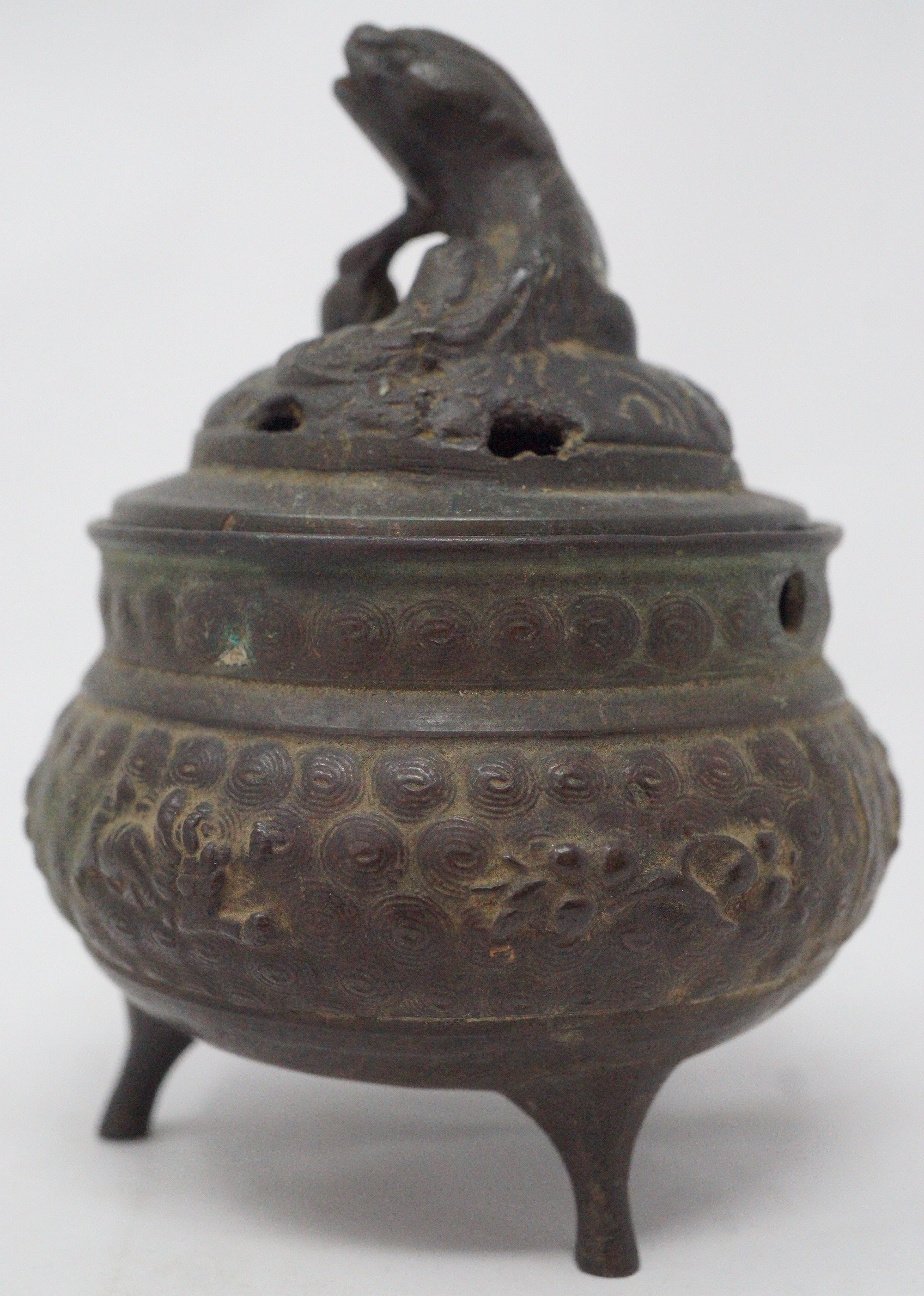 Japanischer buddhistischer Weihrauchbrenner mit Shishi-Löwen-Hund-Figur, antikes Original aus Japan 1101D9