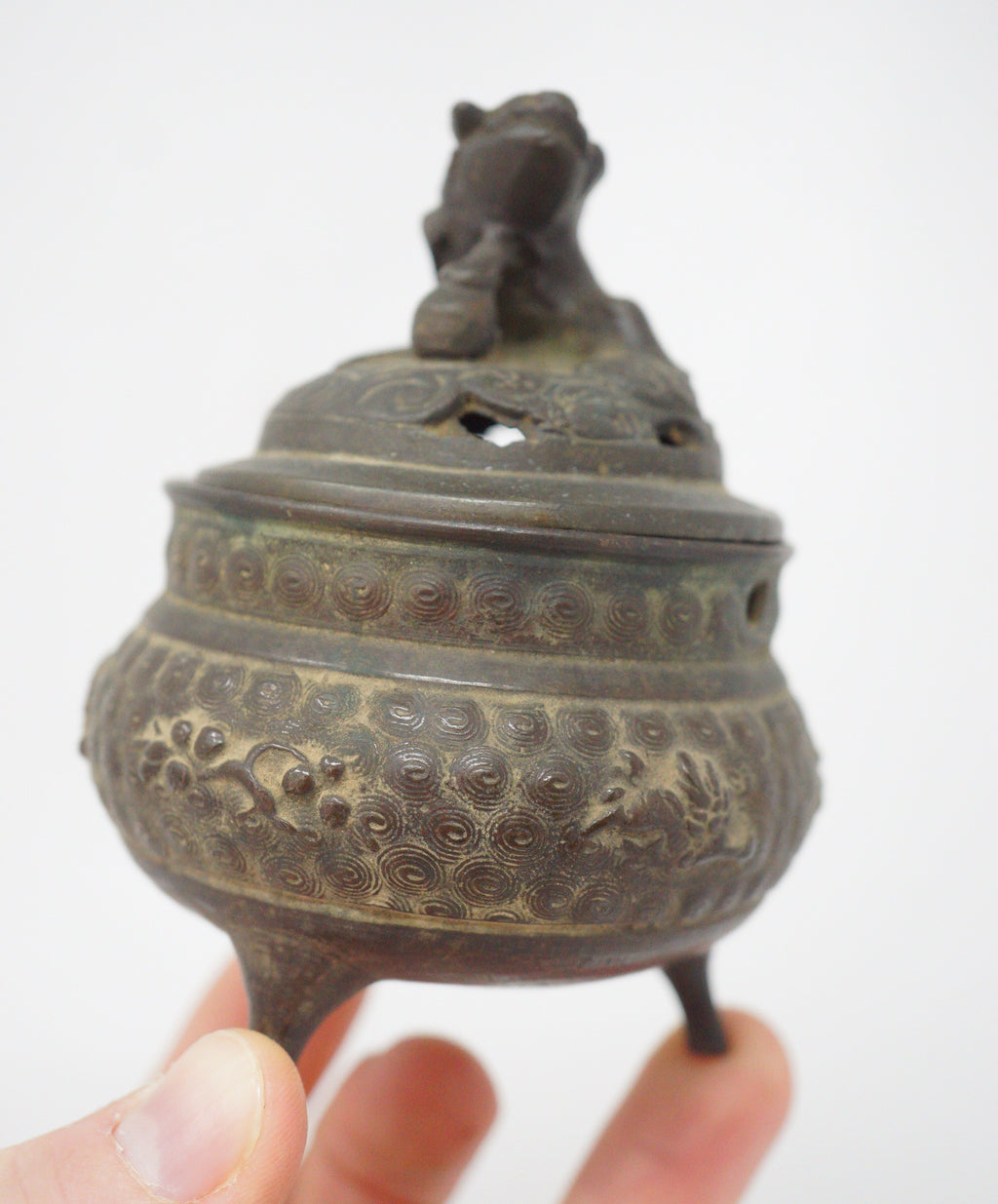 Japanischer buddhistischer Weihrauchbrenner mit Shishi-Löwen-Hund-Figur, antikes Original aus Japan 1101D9
