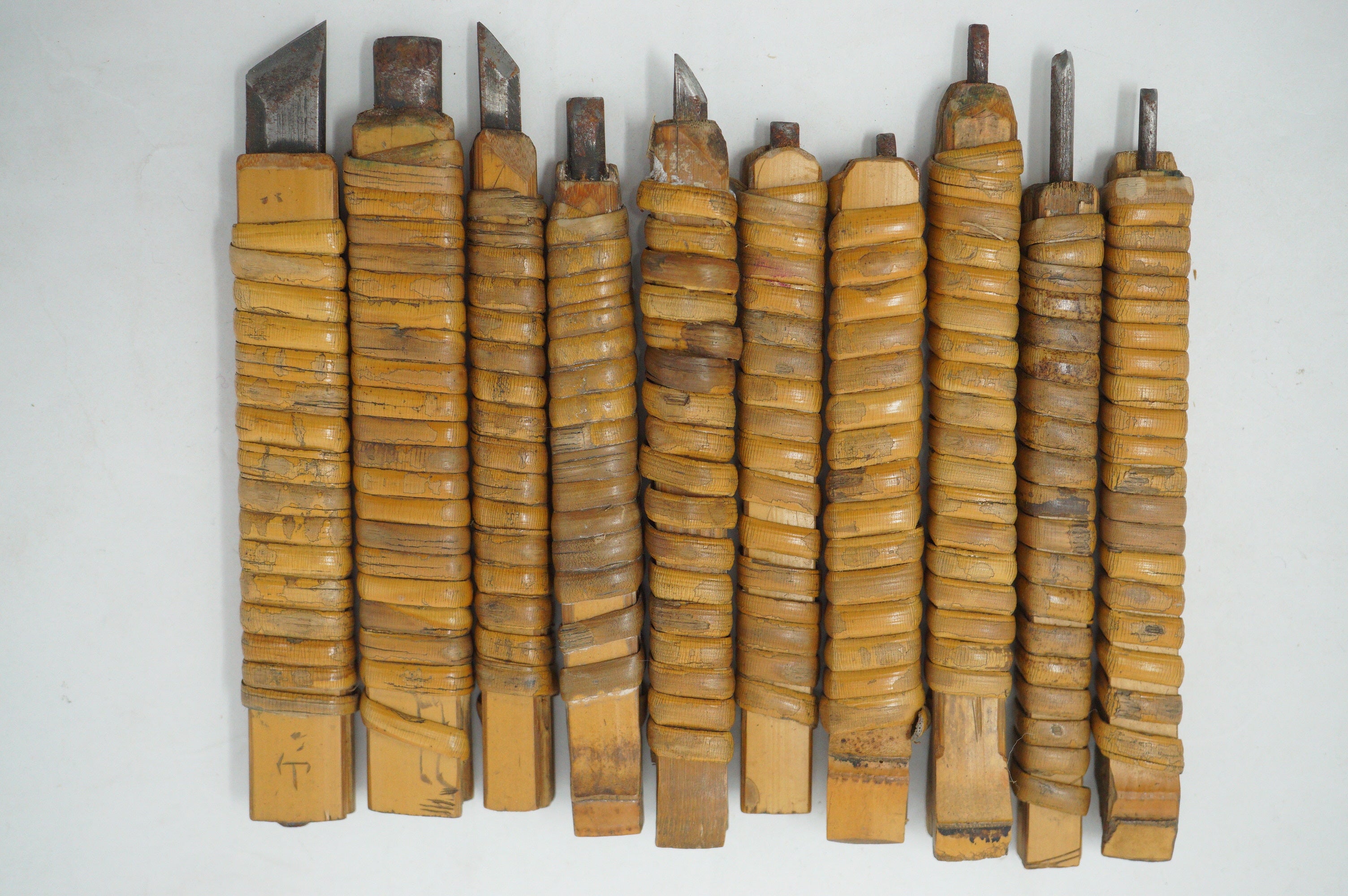 Japanese Vintage Chisel Collection for detailed Woodcarving in original Box 1129D9
